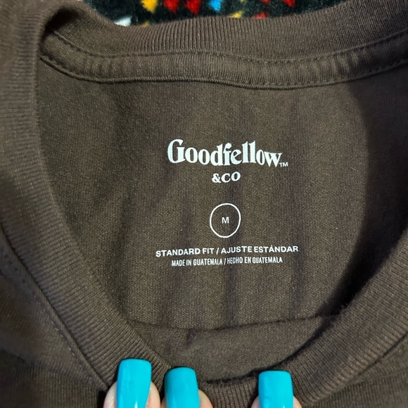 Yellowstone Tee. - Picture 3 of 3